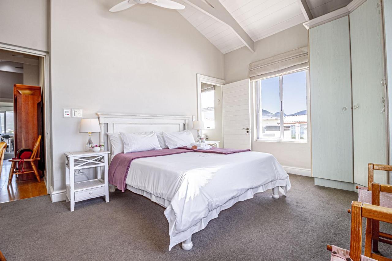 138 Marine Beachfront Guesthouse Hermanus Kültér fotó