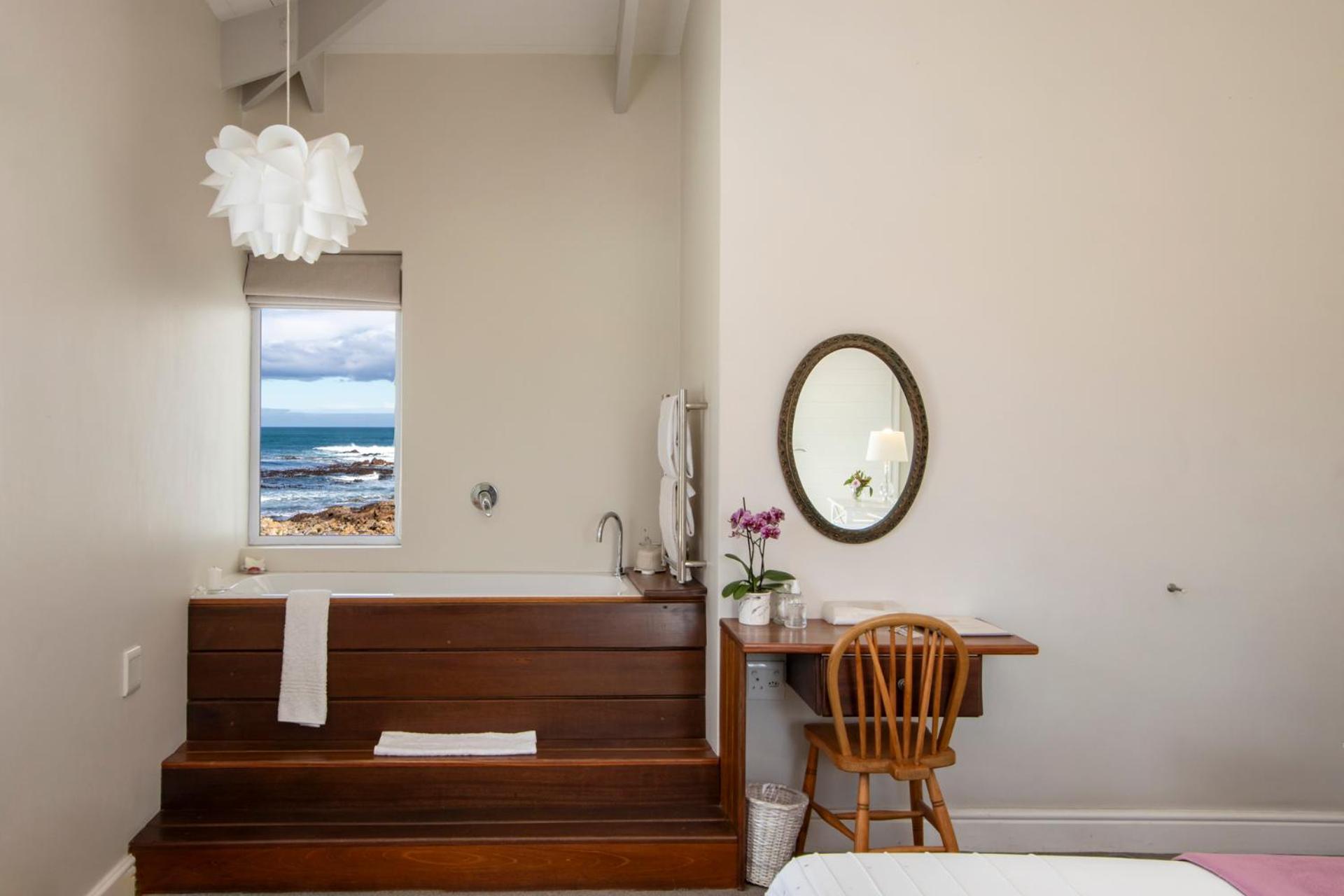 138 Marine Beachfront Guesthouse Hermanus Kültér fotó
