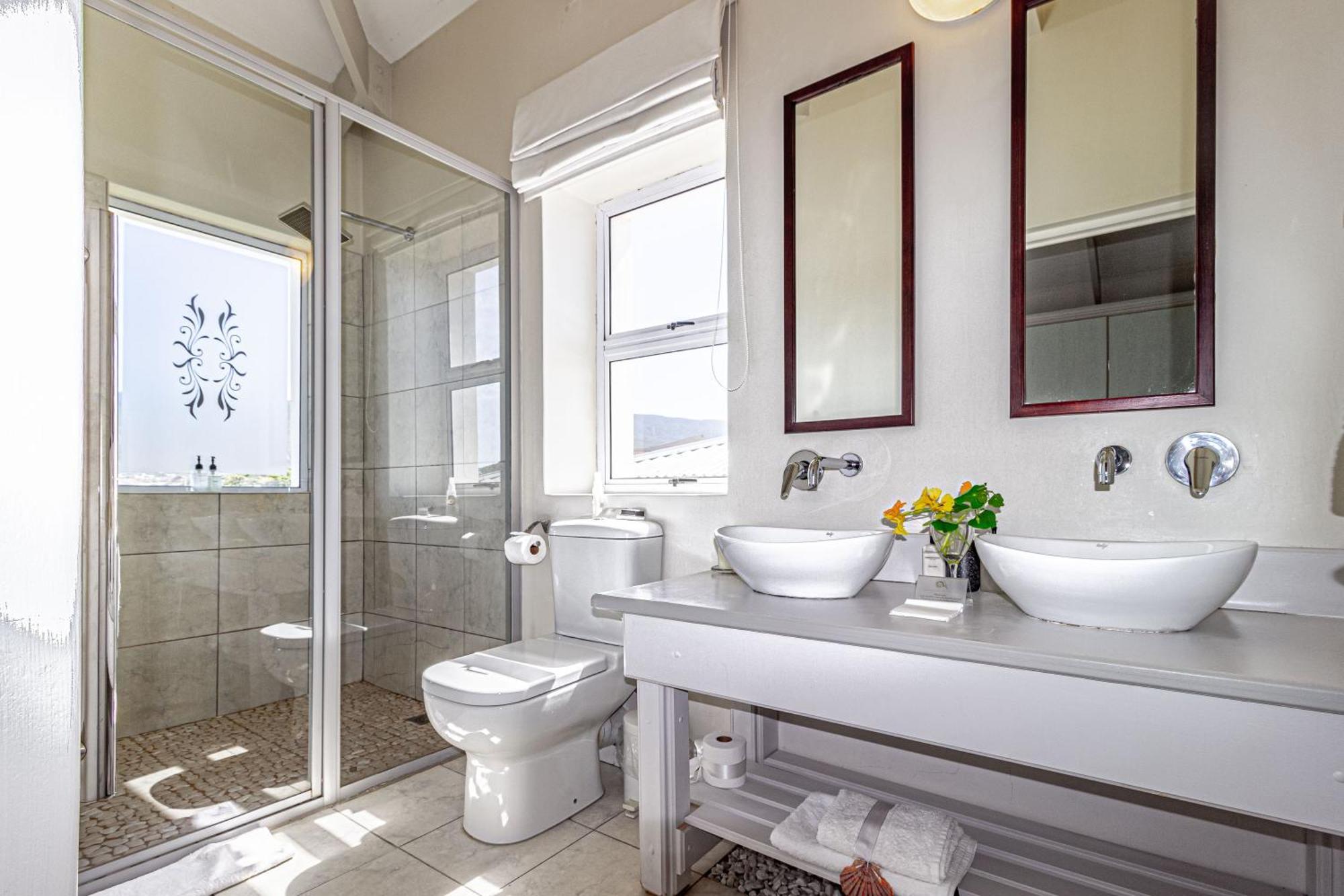 138 Marine Beachfront Guesthouse Hermanus Kültér fotó