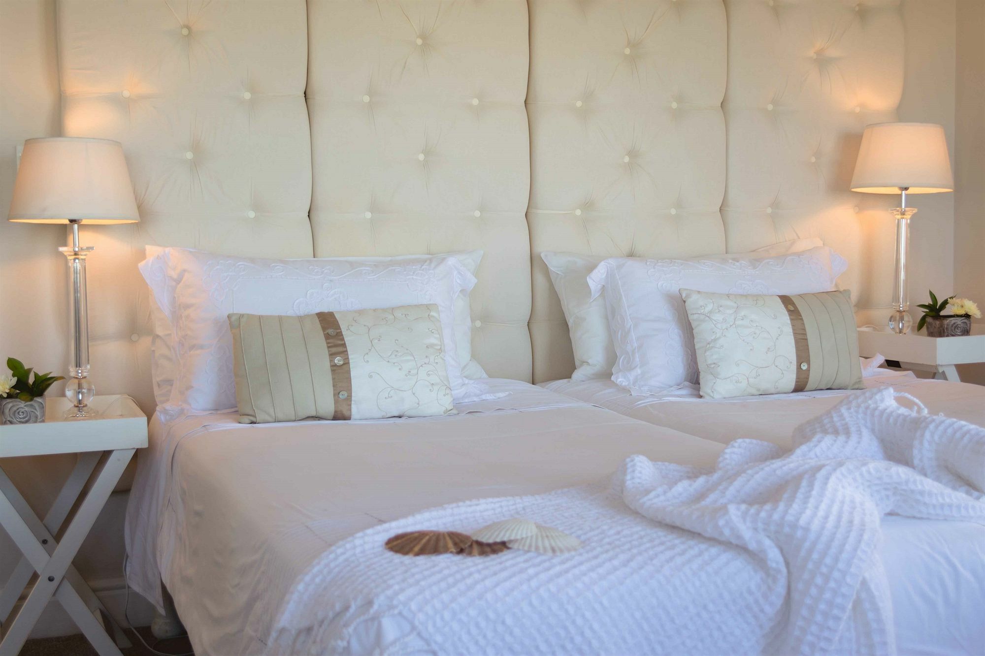 138 Marine Beachfront Guesthouse Hermanus Kültér fotó